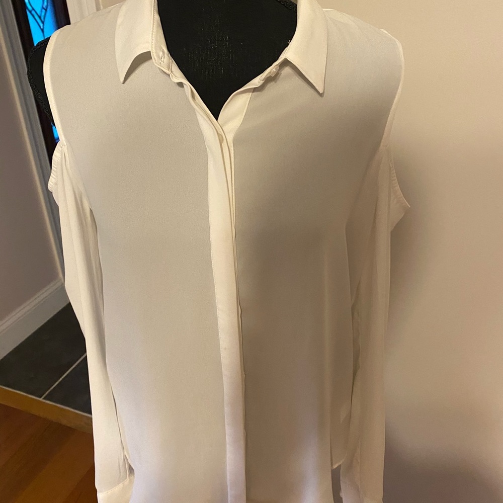 Lumiere cold shoulder blouse - Picture 3 of 11